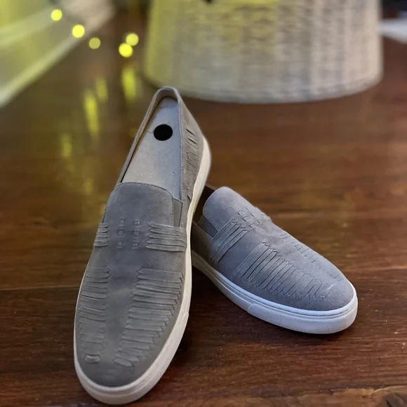 Vince Camuto Shoes - Picture 4 of 5